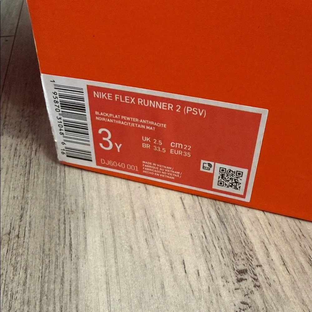 Nike Flex Runner 2 Black and Anthracite - Picture 7 of 7